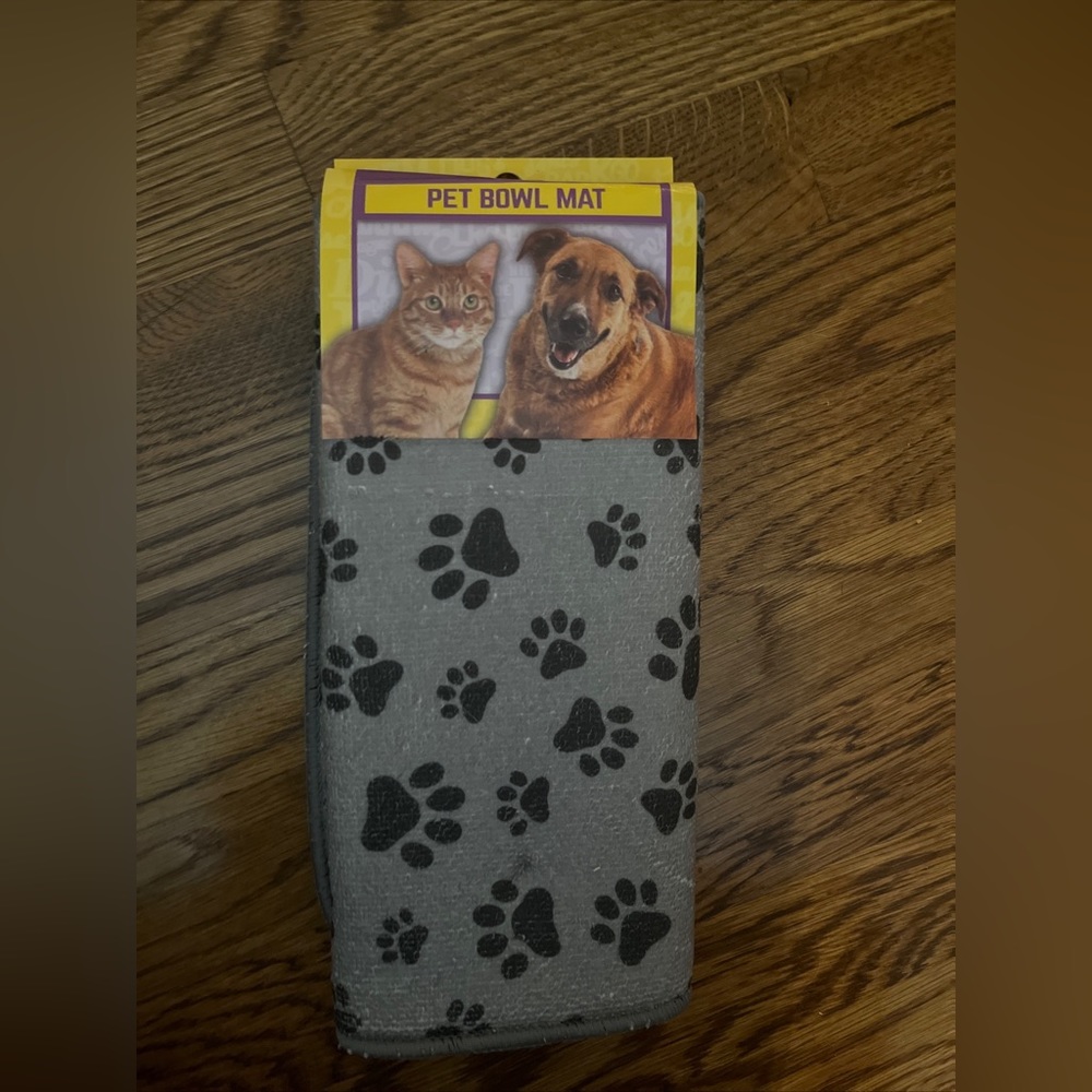Pet Bowl Mat